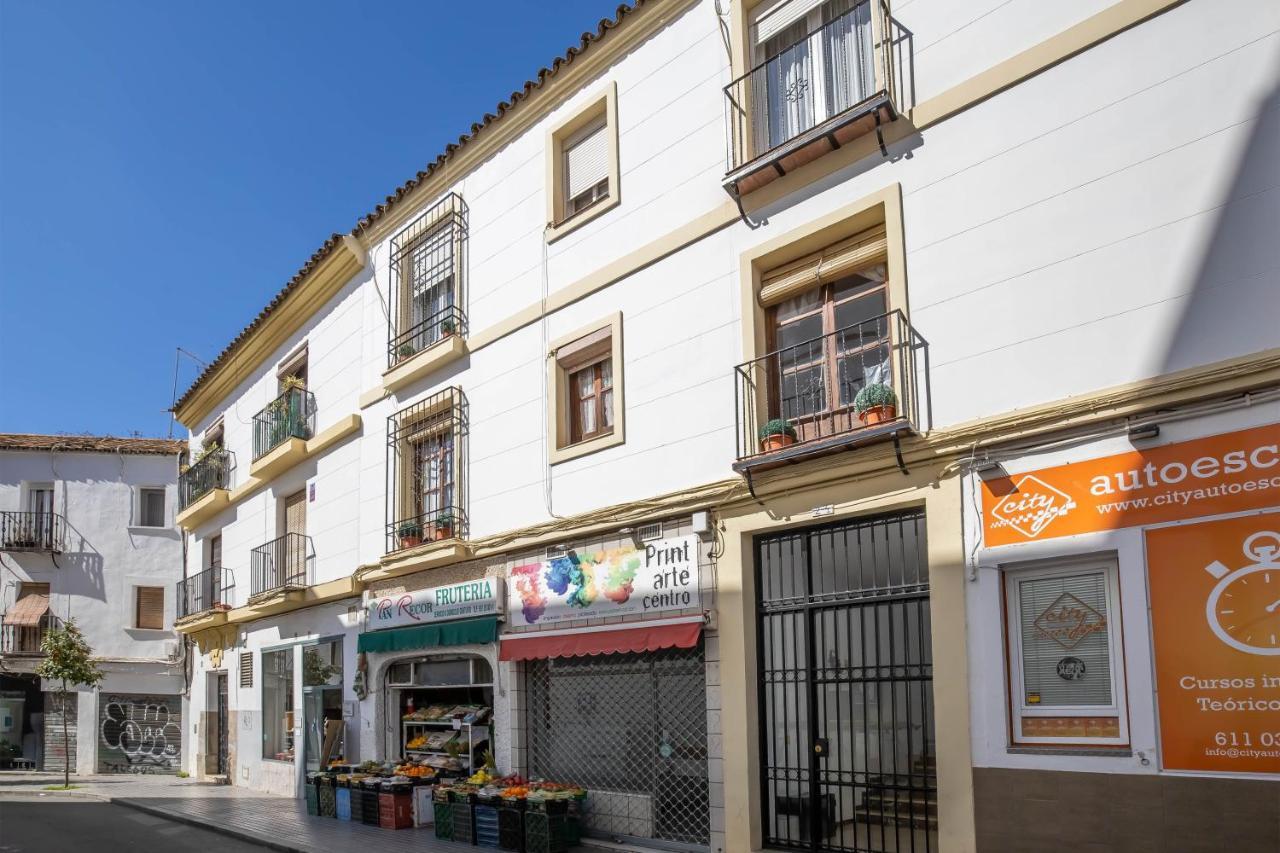 Moderno Y Centrico Apartamento En Tesoro 6 Cordoba Luaran gambar